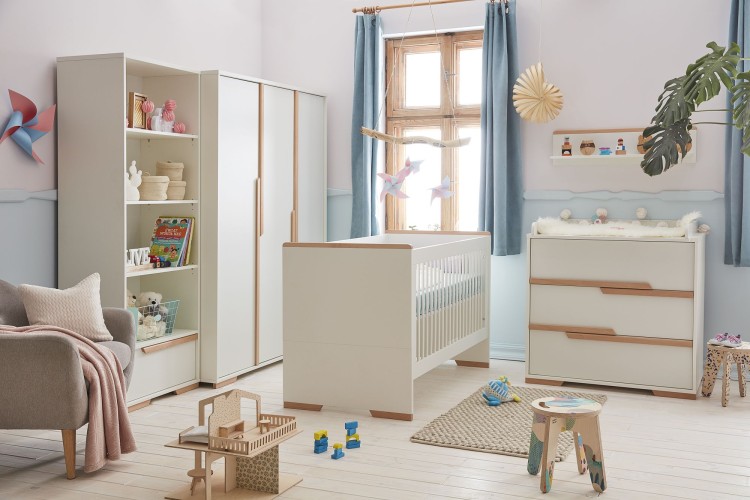 Pinio_17_0385320 copy.jpg